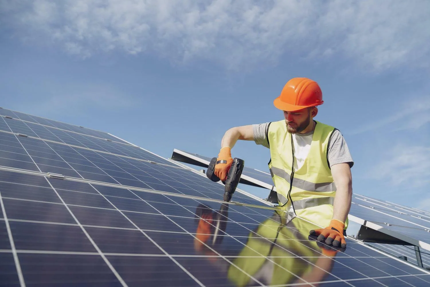 Монтаж солнечных панелей Solar