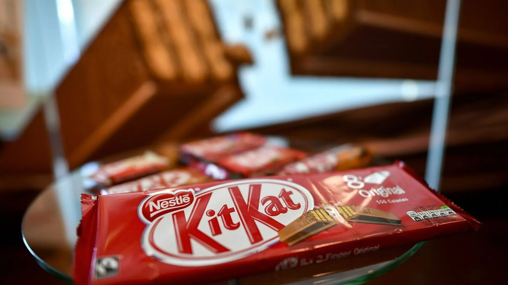 Упаковщик шоколадных батончиков KitKat