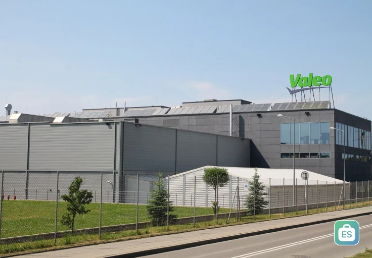 Працівник на виробництво автомобільних фар VALEO