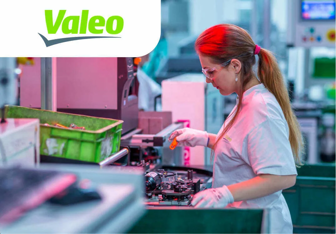 Працівник на виробництво автомобільних фар VALEO