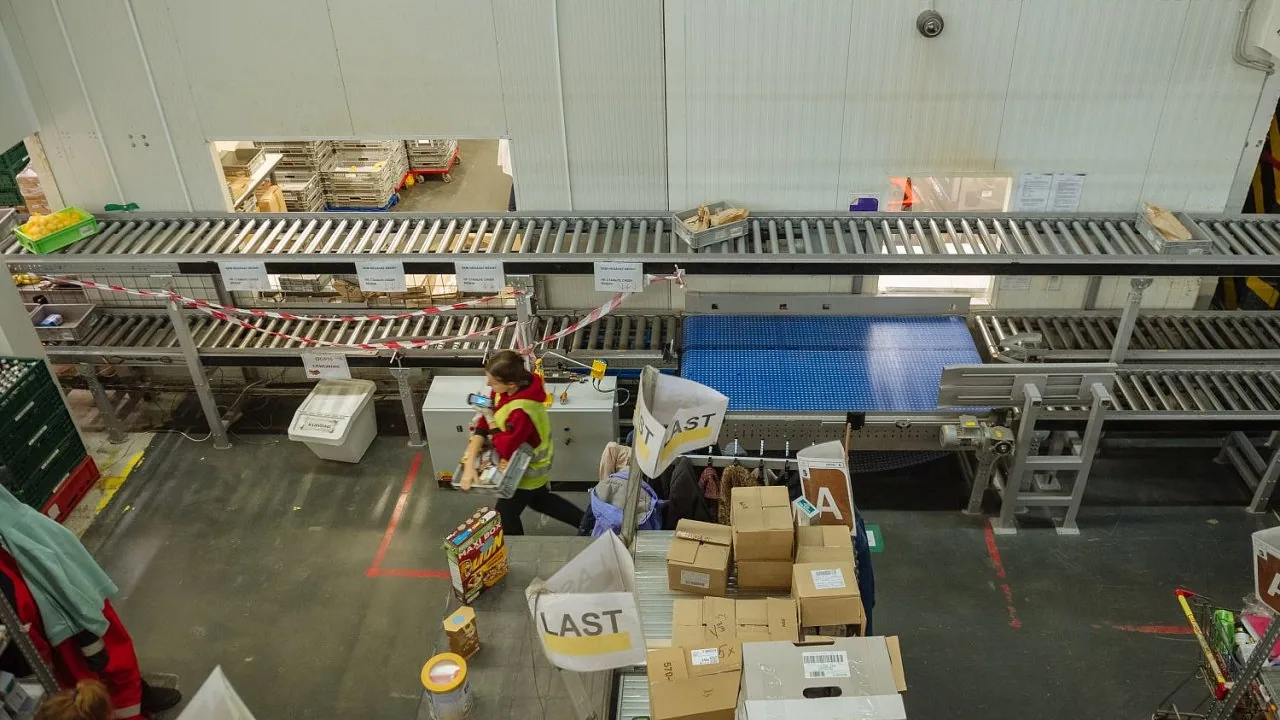 Работник на склад продуктового интернет-магазина ROHLIK