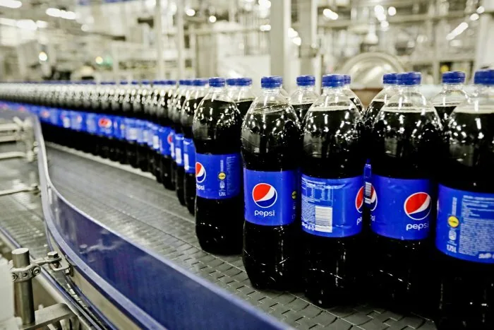 Упаковка напитков Pepsi-Cola