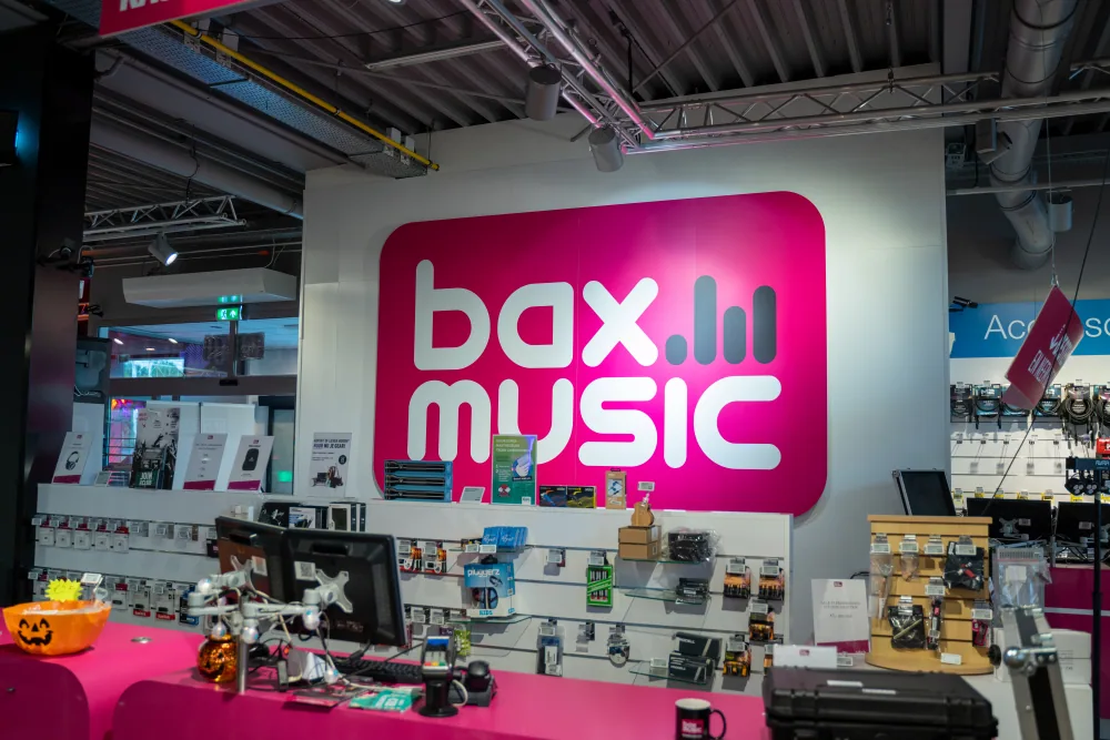 Работник в магазин музыкальной техники Bax