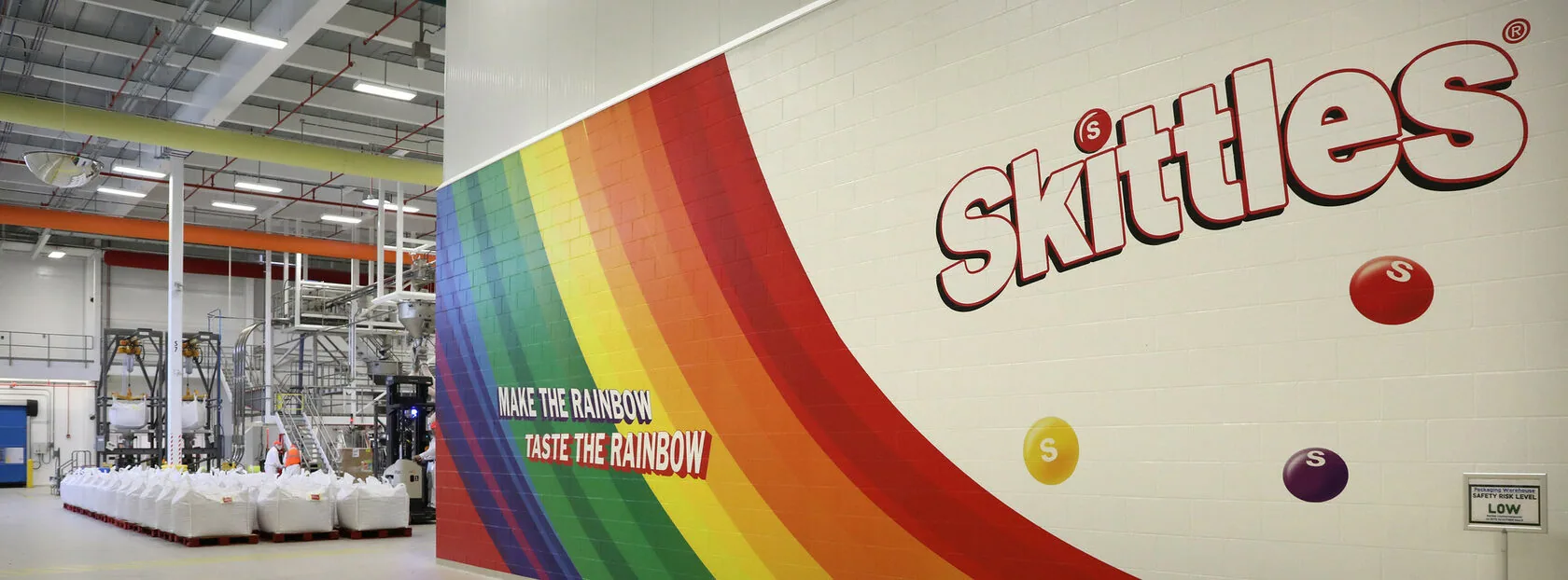 Упаковщик драже Skittles