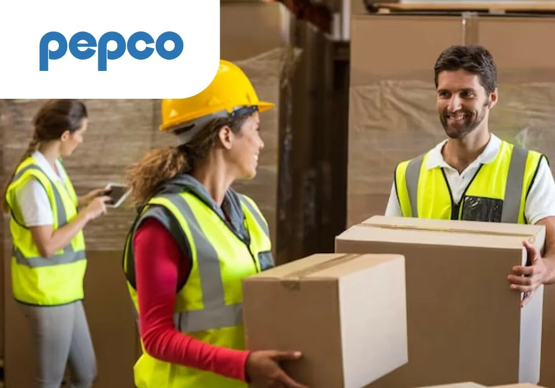 Работник склада европейского дисконт-центра PEPCO