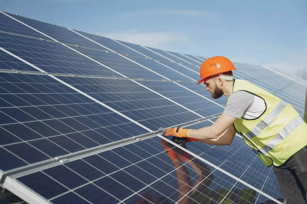 Монтаж солнечных панелей Solar