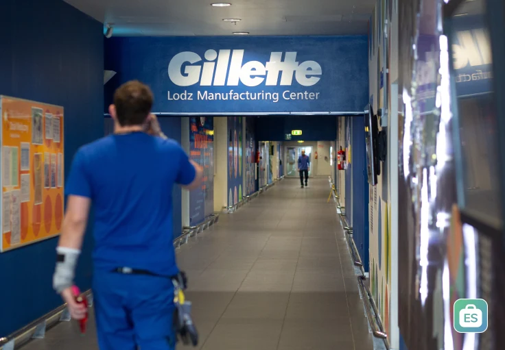 Упаковка станков для бритья GILLETTE