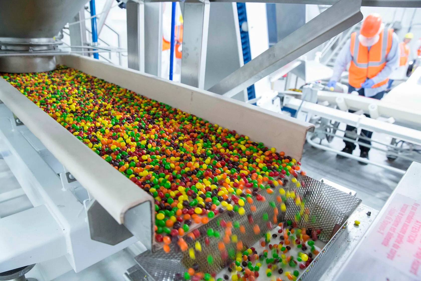 Упаковщик драже Skittles
