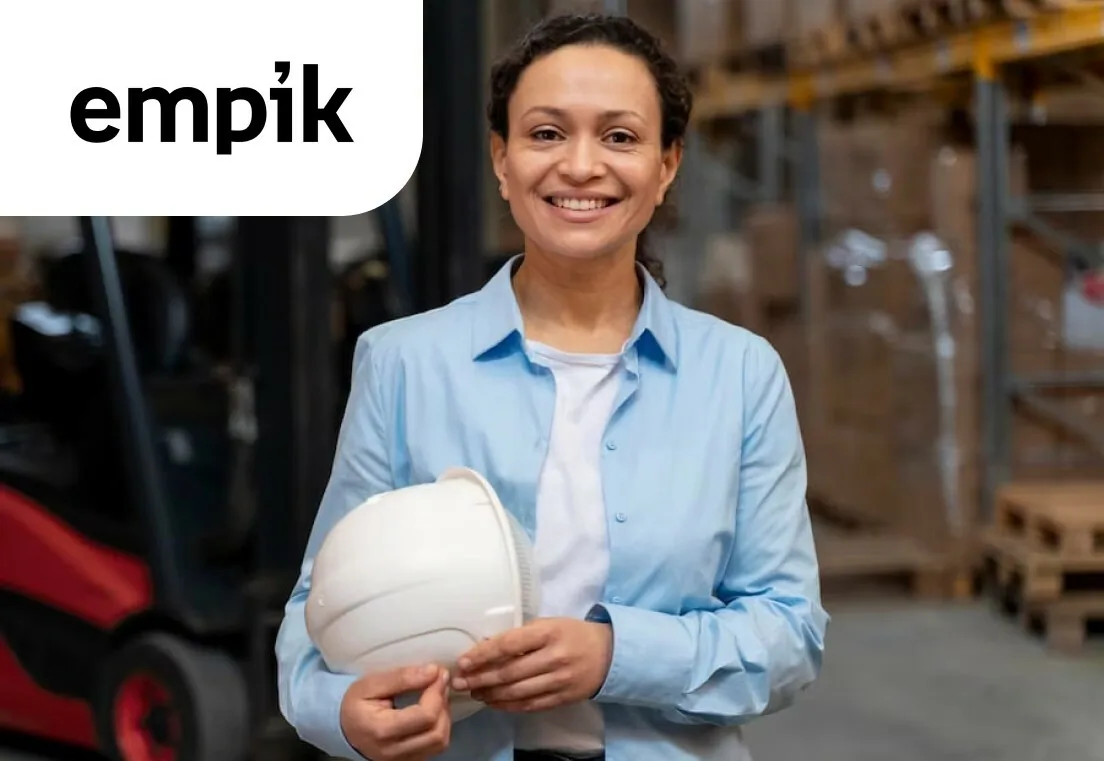 Работник склада канцтоваров EMPIK