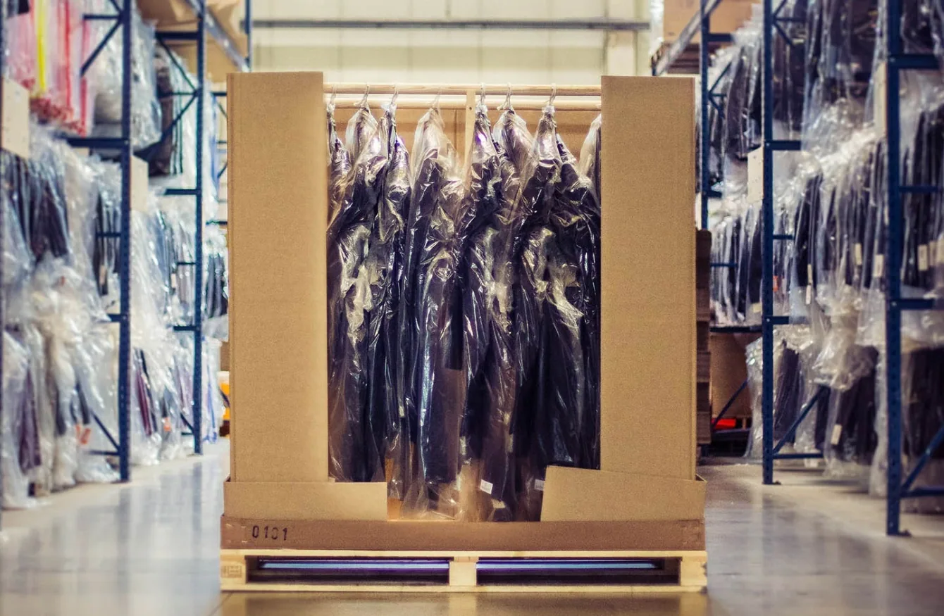 Упаковщик на склад одежды Bershka