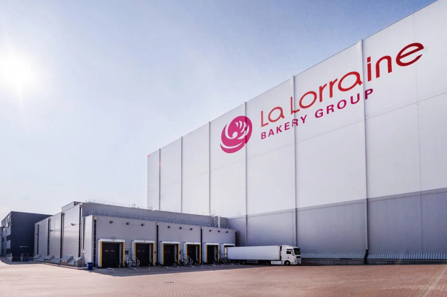 Работник в пекарню La Lorraine